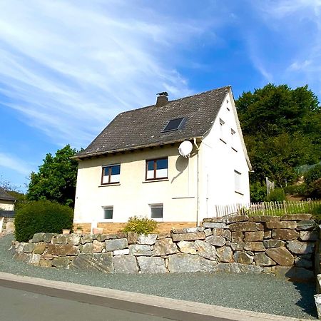 Apartmenthaus Ruhezeit Bad Endbach Bagian luar foto