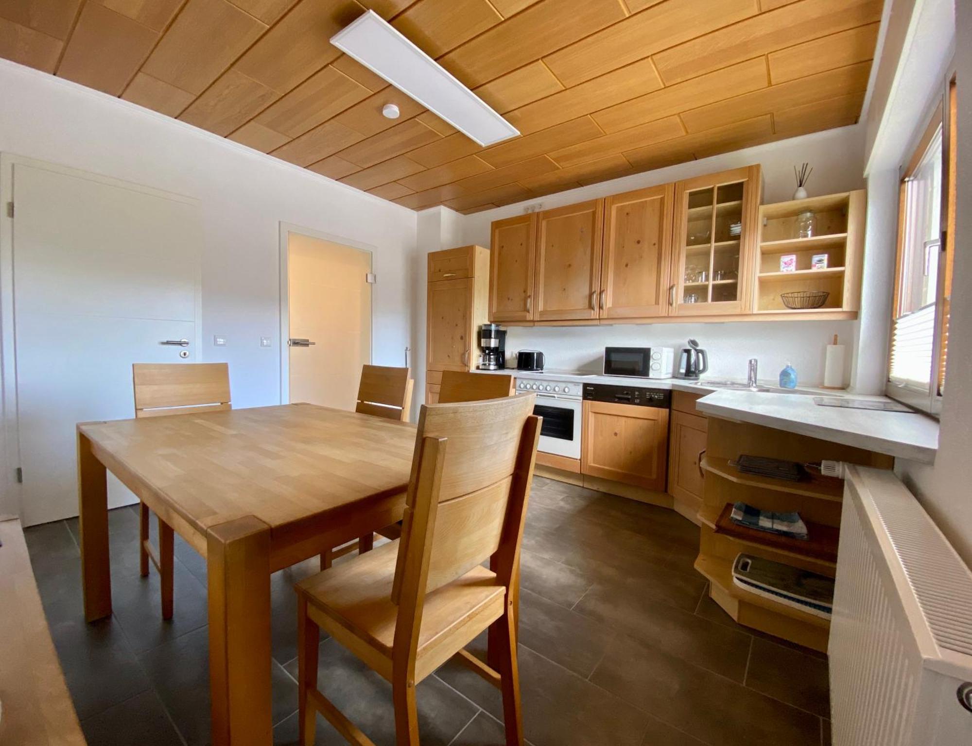 Apartmenthaus Ruhezeit Bad Endbach Bagian luar foto
