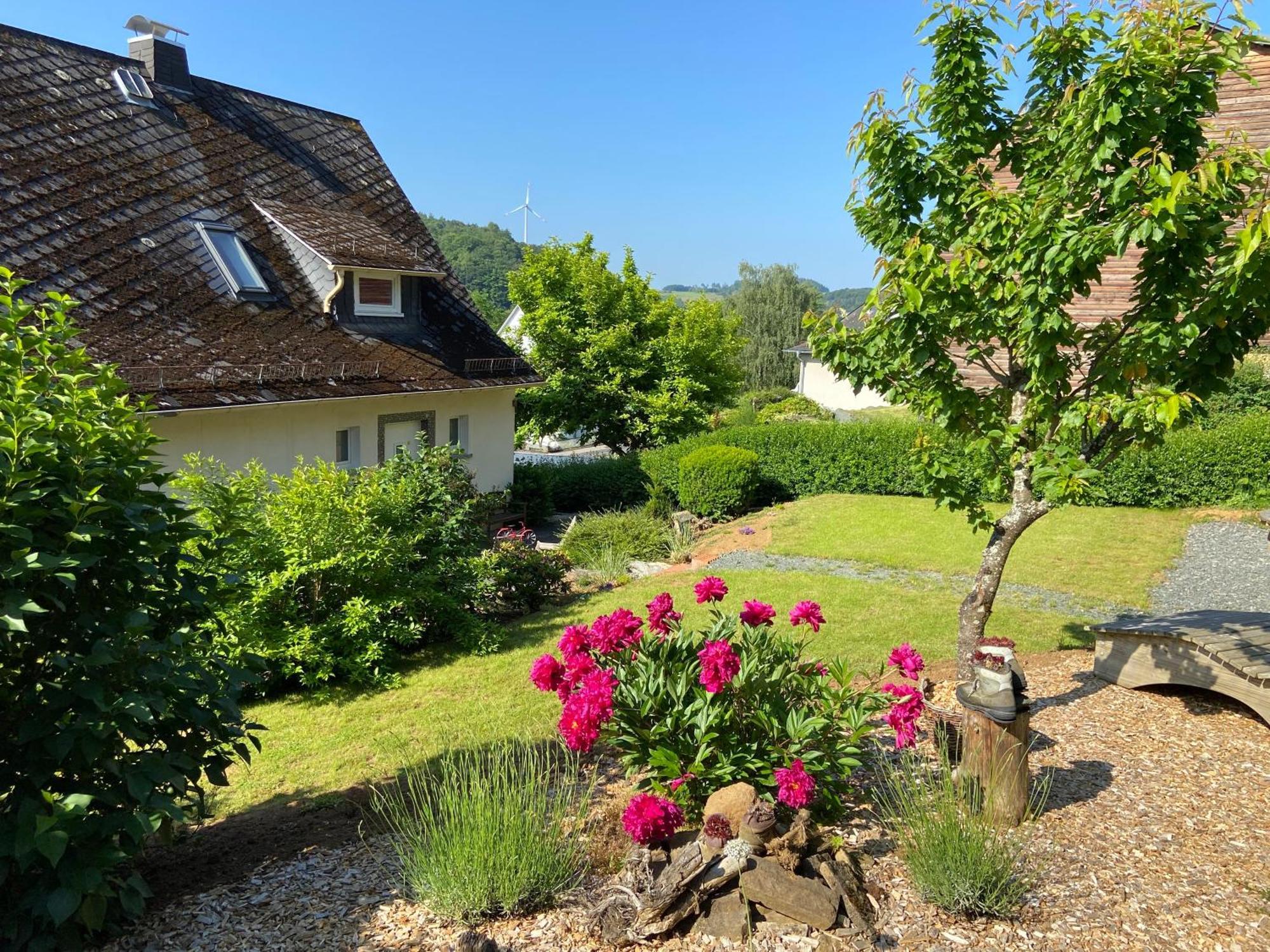 Apartmenthaus Ruhezeit Bad Endbach Bagian luar foto